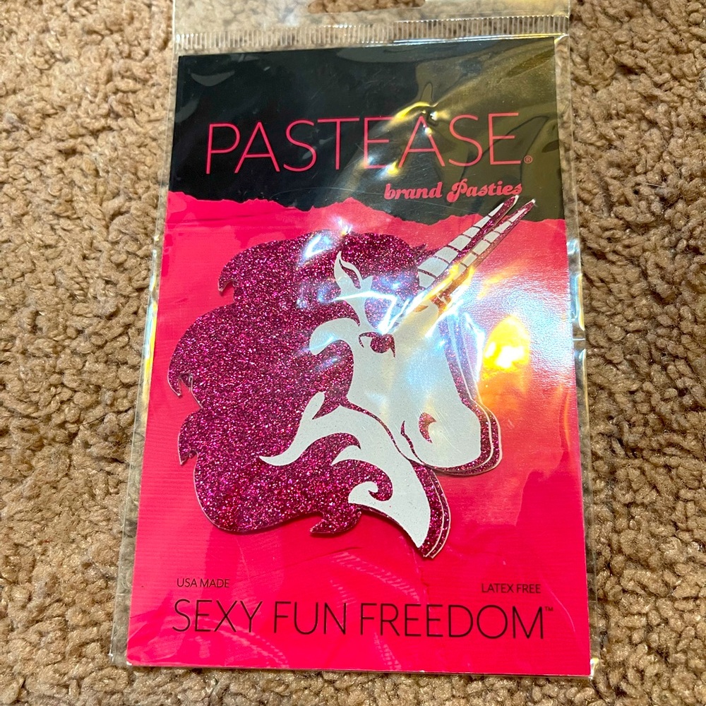 Unicorn Pastease Glittery Pink BRAND NEW!